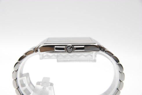 New Battery 【 N MINT- 】 Gucci G Timeless 138.4 Silver Dial QZ Watch from JAPAN