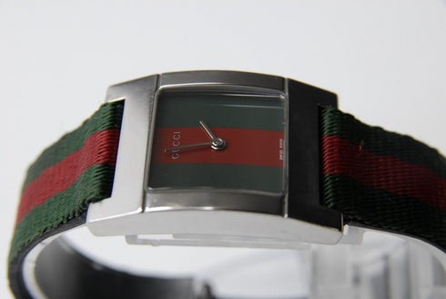 【 EXC+5 】 GUCCI 7700L Green & Red Dial 3 ATM W.R Quartz 24mm Women's WatchJAPAN