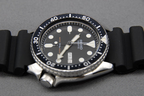 7502327
